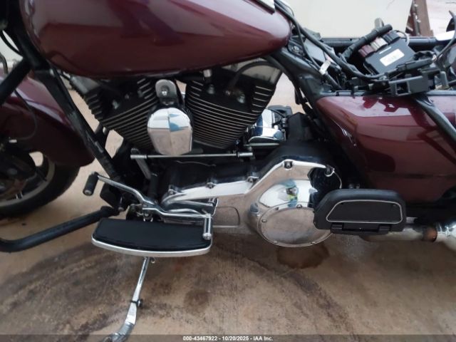 2016 HARLEY-DAVIDSON FLHR 1HD1FBM17GB644402 Photo 8