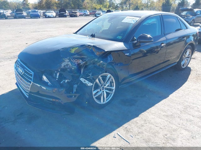2017 AUDI A4 WAUDNAF45HN039150 Photo 1