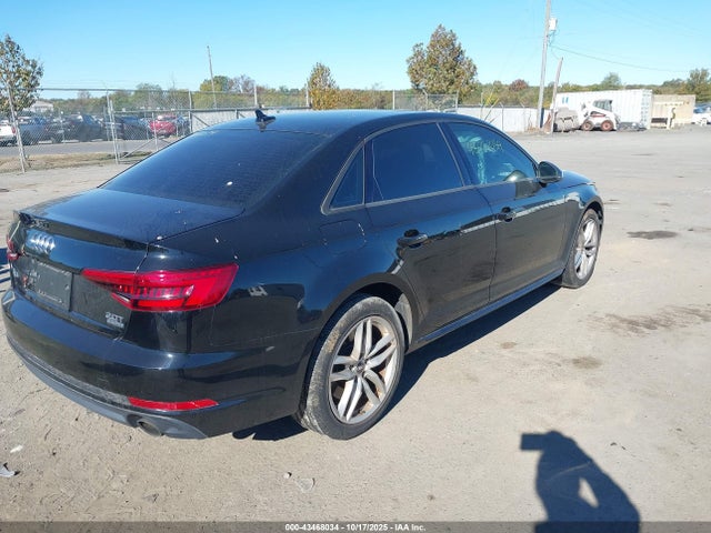 2017 AUDI A4 WAUDNAF45HN039150 Photo 3