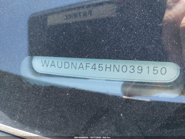 2017 AUDI A4 WAUDNAF45HN039150 Photo 8