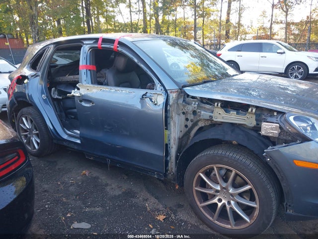 2019 PORSCHE CAYENNE WP1AA2AY2KDA01212 Photo 5