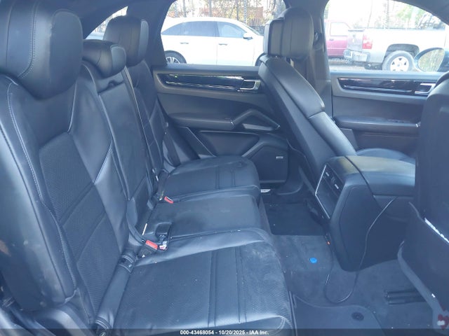 2019 PORSCHE CAYENNE WP1AA2AY2KDA01212 Photo 7