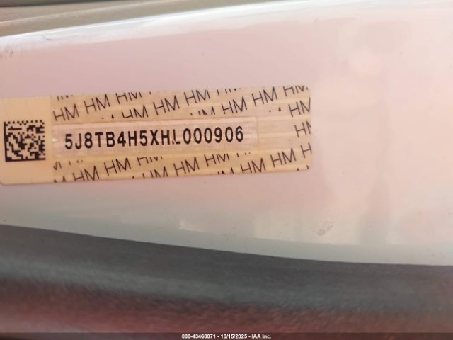 2017 ACURA RDX 5J8TB4H5XHL000906 Photo 8