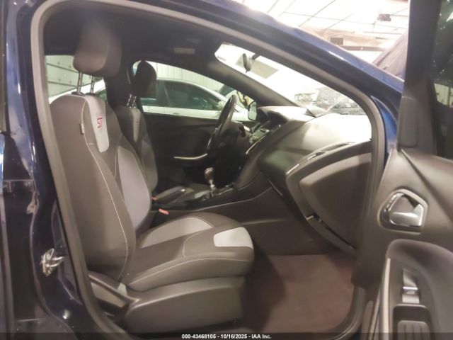 2017 FORD FOCUS ST 1FADP3L92HL275619 Photo 4
