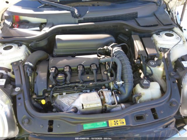 2010 MINI COOPER S CLUBMAN WMWMM3C51ATZ32610 Photo 9