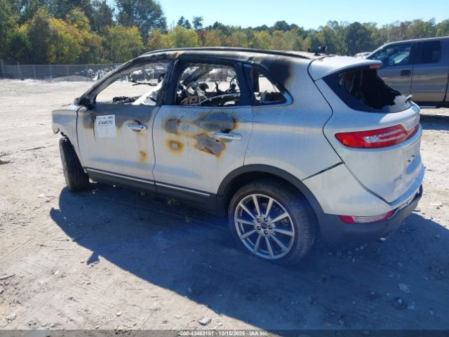 2019 LINCOLN MKC 5LMCJ3C95KUL25558 Photo 2