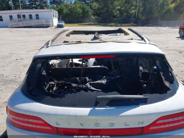 2019 LINCOLN MKC 5LMCJ3C95KUL25558 Photo 5