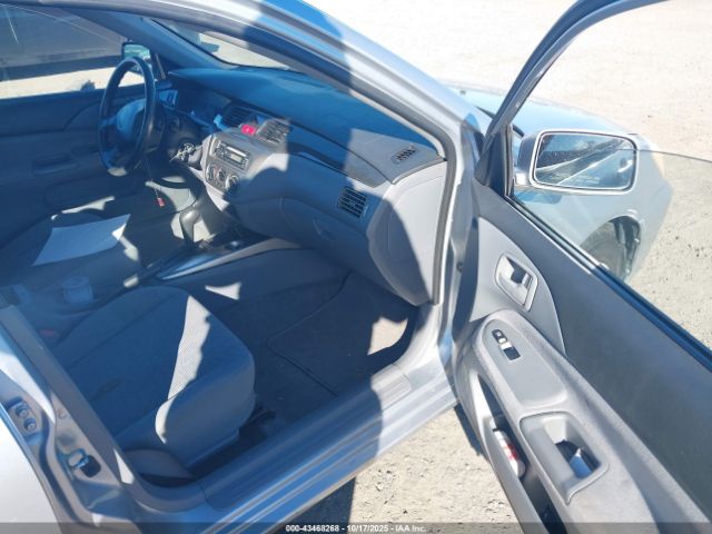 2005 MITSUBISHI LANCER JA3AJ26E25U009751 Photo 4