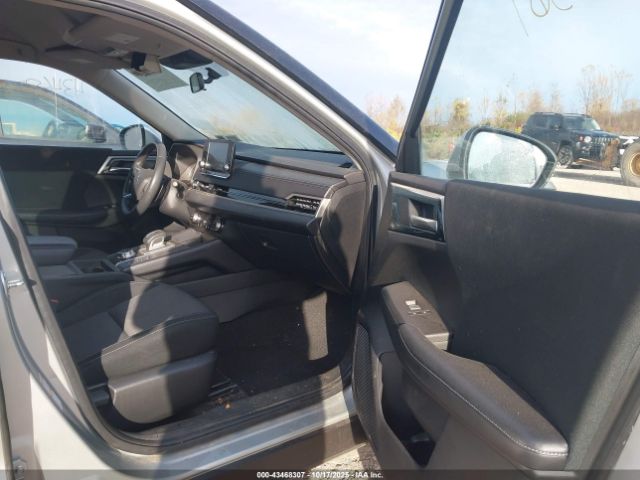 2022 MITSUBISHI OUTLANDER JA4J4TA88NZ008035 Photo 4