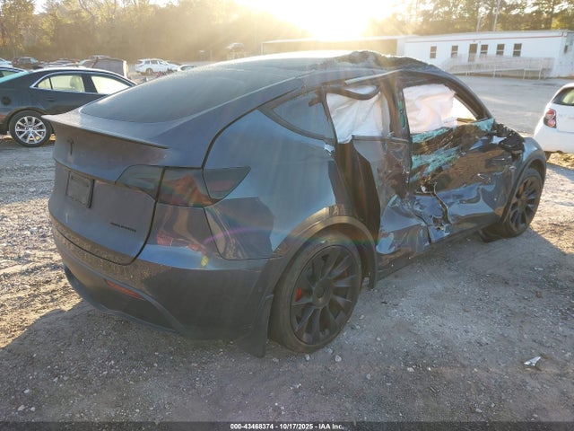2022 TESLA MODEL Y 7SAYGAEE9NF377401 Photo 3