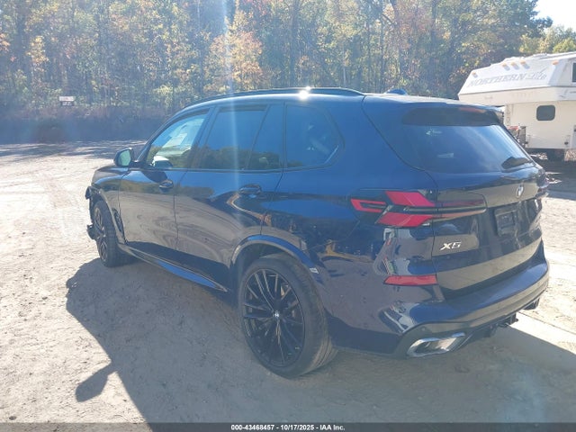 2025 BMW X5 5UX23EU00S9Y02875 Photo 2