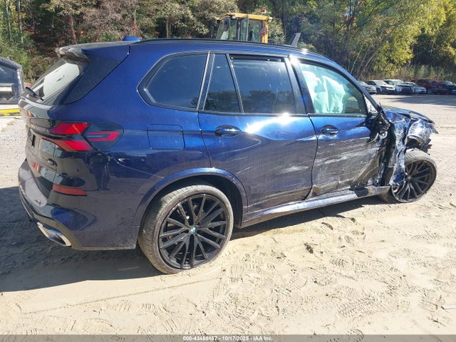 2025 BMW X5 5UX23EU00S9Y02875 Photo 3