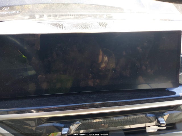 2025 BMW X5 5UX23EU00S9Y02875 Photo 6
