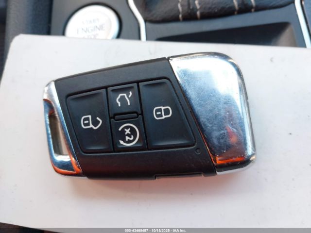 2021 VOLKSWAGEN ATLAS CROSS SPORT 1V2EE2CA2MC202302 Photo 10