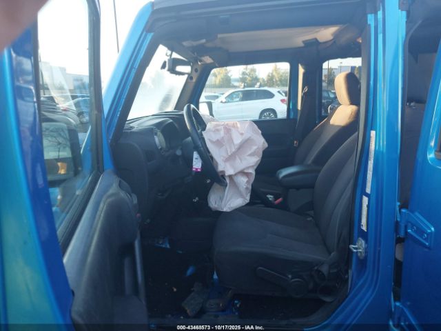 2016 JEEP WRANGLER UNLIMITED 1C4BJWDG1GL166357 Photo 4