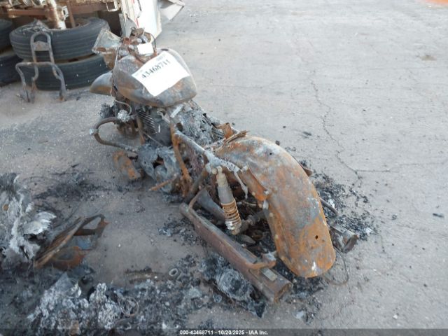 2022 HARLEY-DAVIDSON FLHXSE 1HD1PXL10NB953055 Photo 2