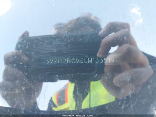 2020 MAZDA MAZDA3 3MZBPBCM6LM133519 Photo 8