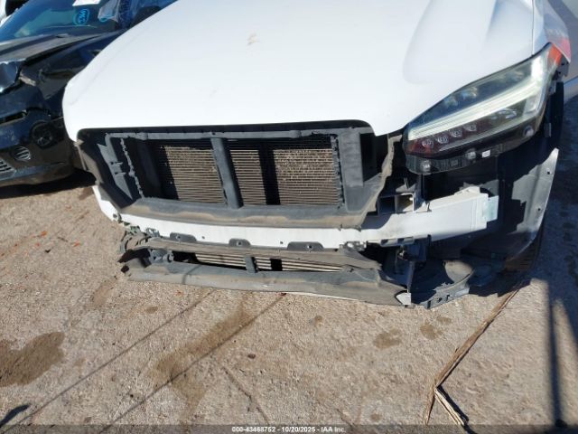 2017 VOLVO XC90 YV4A22PK5H1117478 Photo 5