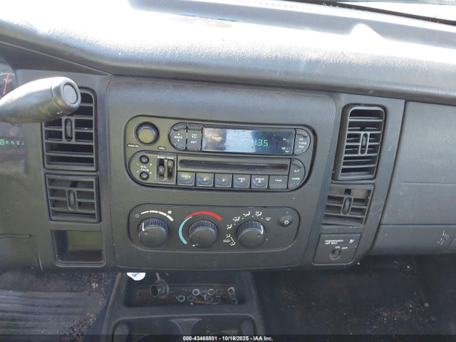 Auction sale of the 2002 Dodge Dakota, vin: 1B7FL16X12S590325, lot number: 43468801