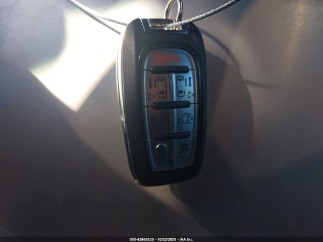 2017 CHRYSLER PACIFICA 2C4RC1BG9HR523890 Photo 10