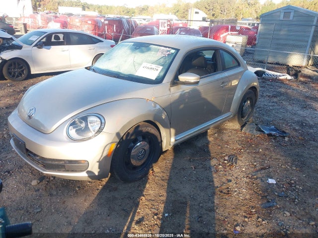 3VWJ07AT8GM602977 Volkswagen Beetle 1.8t Se