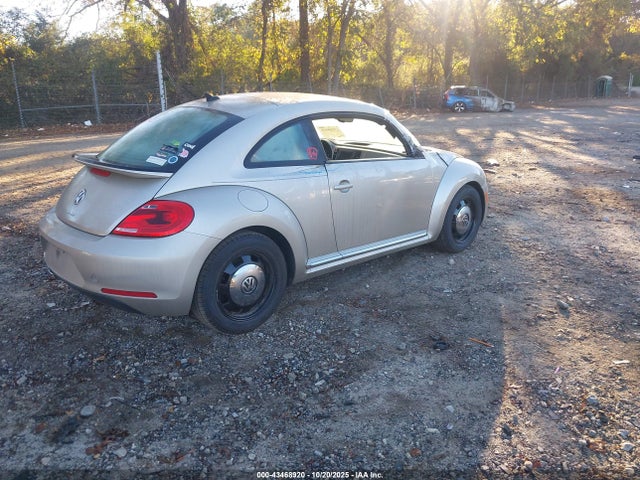3VWJ07AT8GM602977 Volkswagen Beetle 1.8t Se