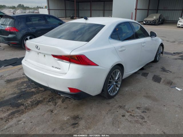 2017 LEXUS IS 200T JTHBA1D22H5048295 Photo 3