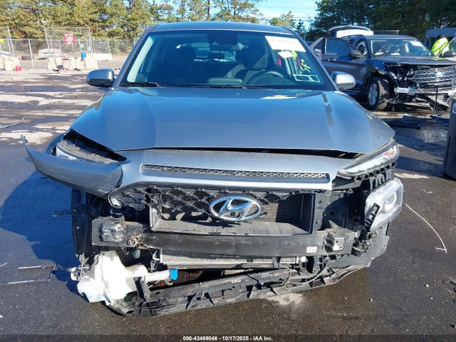 43469046 :رقم المزاد ، KM8K1CAA3MU663457 vin ، 2021 Hyundai Kona Se مزاد بيع