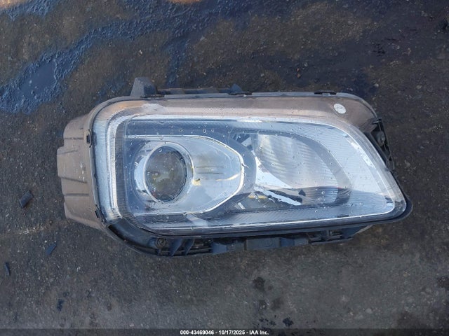 43469046 :رقم المزاد ، KM8K1CAA3MU663457 vin ، 2021 Hyundai Kona Se مزاد بيع