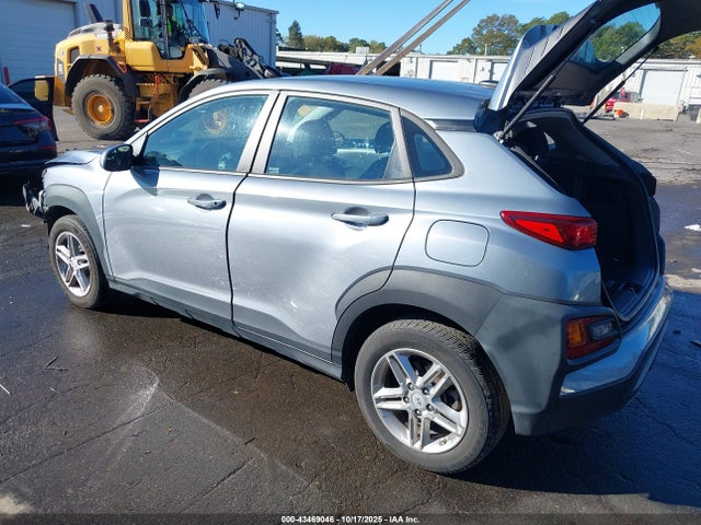 43469046 :رقم المزاد ، KM8K1CAA3MU663457 vin ، 2021 Hyundai Kona Se مزاد بيع