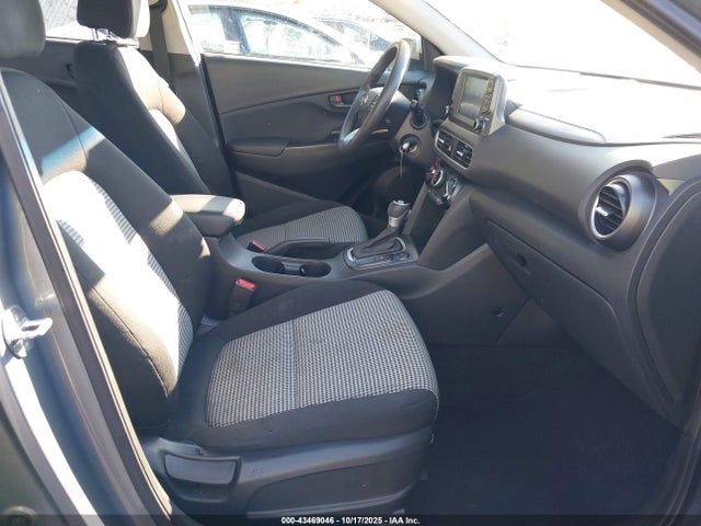 43469046 :رقم المزاد ، KM8K1CAA3MU663457 vin ، 2021 Hyundai Kona Se مزاد بيع