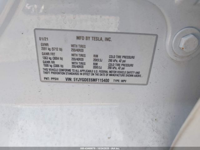 2021 TESLA MODEL Y 5YJYGDEE6MF115400 Photo 8
