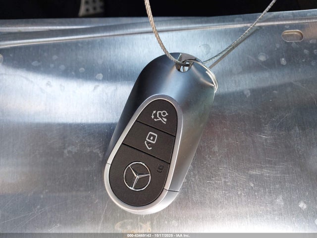 Aukcja sprzedaży 2024 Mercedes-benz Cle 300 4matic, vin: W1KMJ4HB8RF035431, numer aukcji: 43469143
