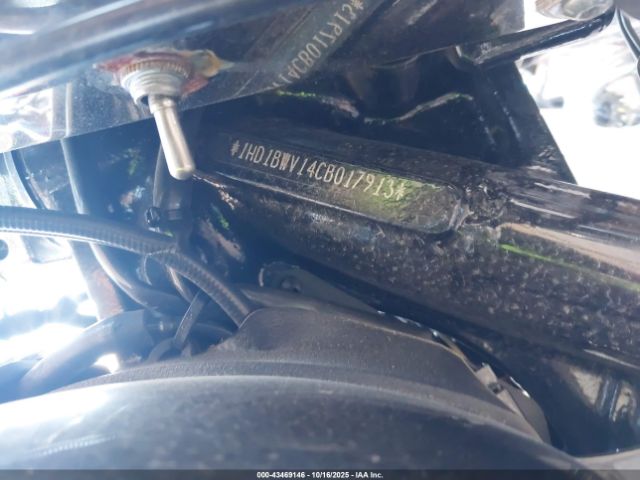 2012 HARLEY-DAVIDSON FLSTC 1HD1BWV14CB017913 Photo 9