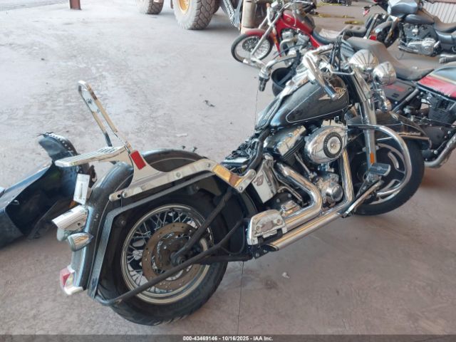 2012 HARLEY-DAVIDSON FLSTC 1HD1BWV14CB017913 Photo 3