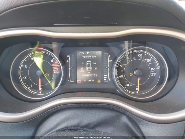 2017 Jeep Cherokee Latitude Fwd მანქანა იყიდება აუქციონზე, vin: 1C4PJLCB3HD232655, აუქციონის ნომერი: 43469177