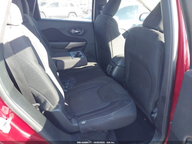 2017 Jeep Cherokee Latitude Fwd მანქანა იყიდება აუქციონზე, vin: 1C4PJLCB3HD232655, აუქციონის ნომერი: 43469177