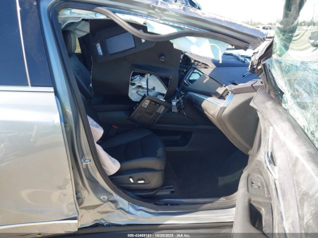 2025 CADILLAC XT5 1GYKNAR43SZ152515 Photo 4