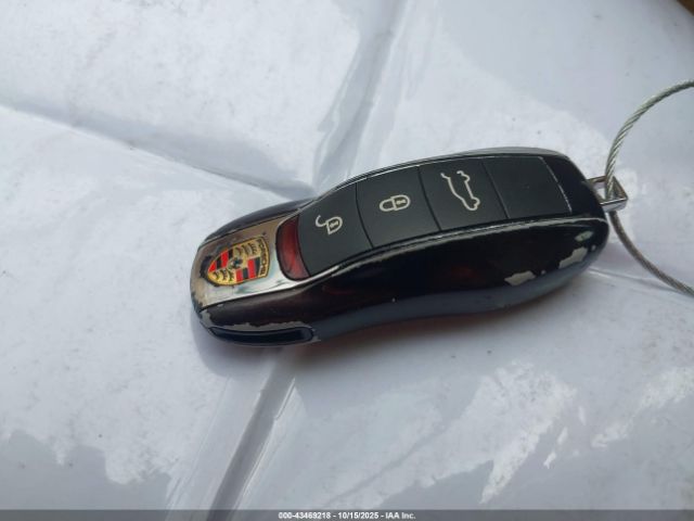 2017 PORSCHE MACAN WP1AB2A5XHLB11975 Photo 10