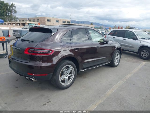2017 PORSCHE MACAN WP1AB2A5XHLB11975 Photo 3
