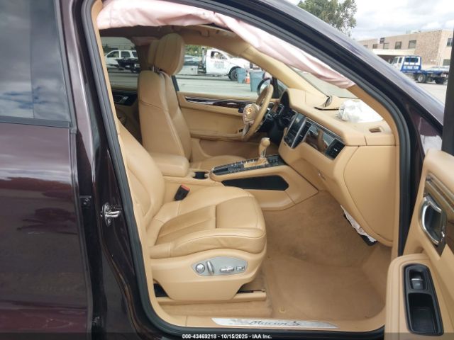 2017 PORSCHE MACAN WP1AB2A5XHLB11975 Photo 4