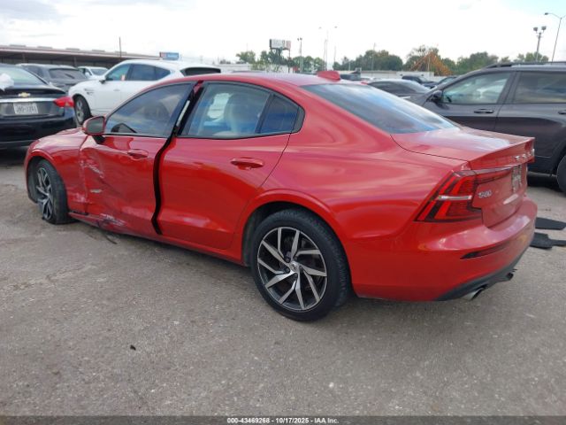 2020 VOLVO S60 7JR102FK4LG049742 Photo 2
