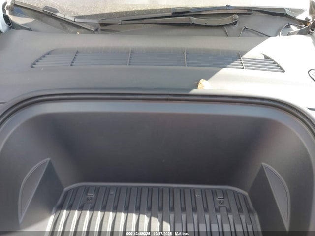 2023 TESLA MODEL Y 7SAYGDEE0PA187469 Photo 9