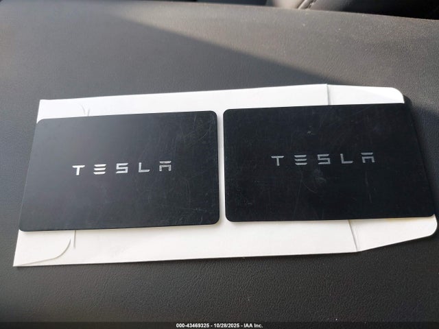 2023 TESLA MODEL Y 7SAYGDEE0PA187469 Photo 10