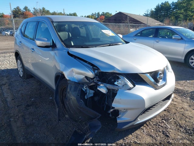 Nissan ROGUE S 2015 KNMAT2MT5FP520285 main image