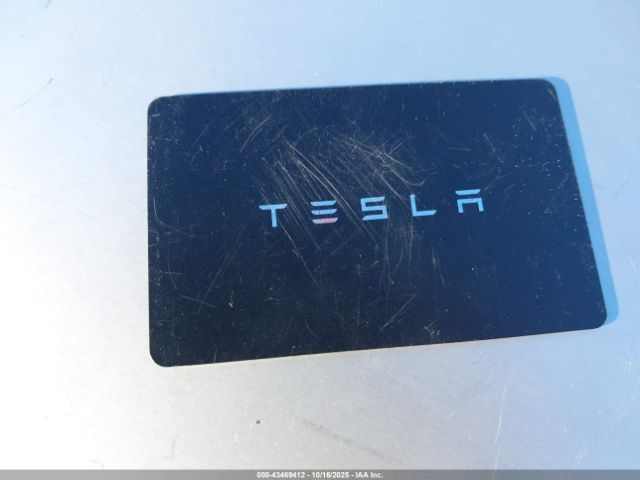 2021 TESLA MODEL Y 5YJYGDEE8MF203817 Photo 10