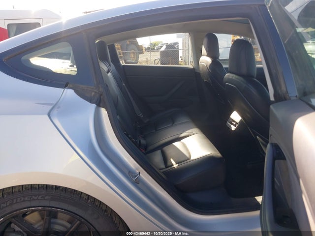 Aukcja sprzedaży 2018 Tesla Model 3 Long Range/mid Range, vin: 5YJ3E1EA2JF043943, numer aukcji: 43469442
