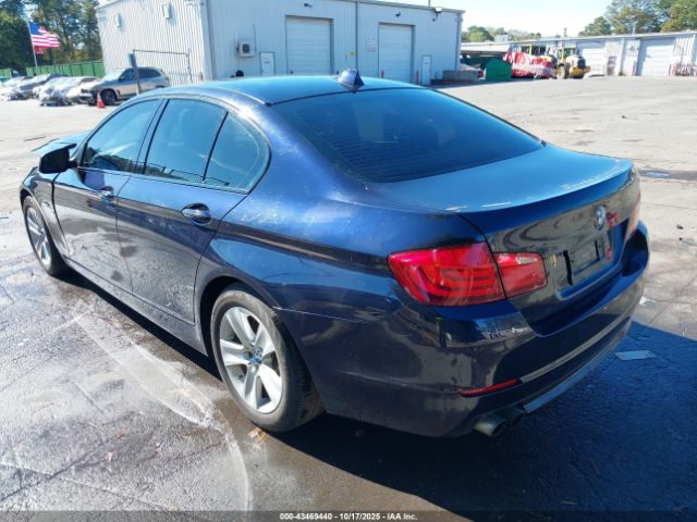 2012 BMW 528I WBAXH5C57CDW08720 Photo 2