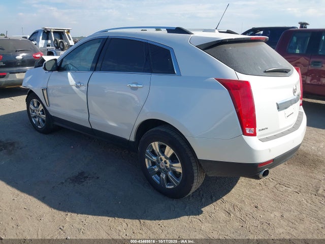 2016 CADILLAC SRX 3GYFNBE32GS581086 Photo 2