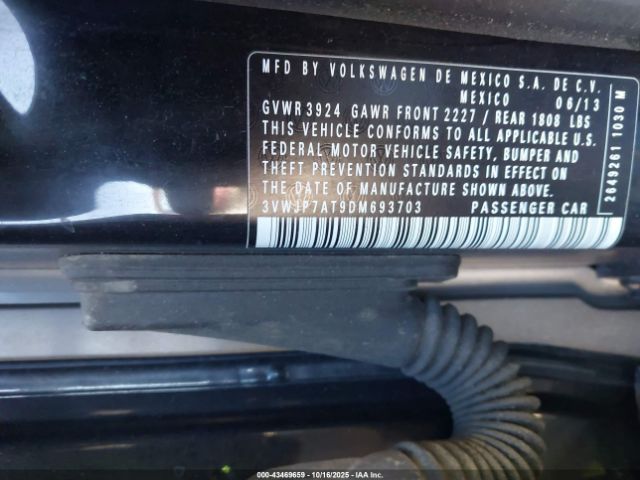 2013 VOLKSWAGEN BEETLE 3VWJP7AT9DM693703 Photo 8